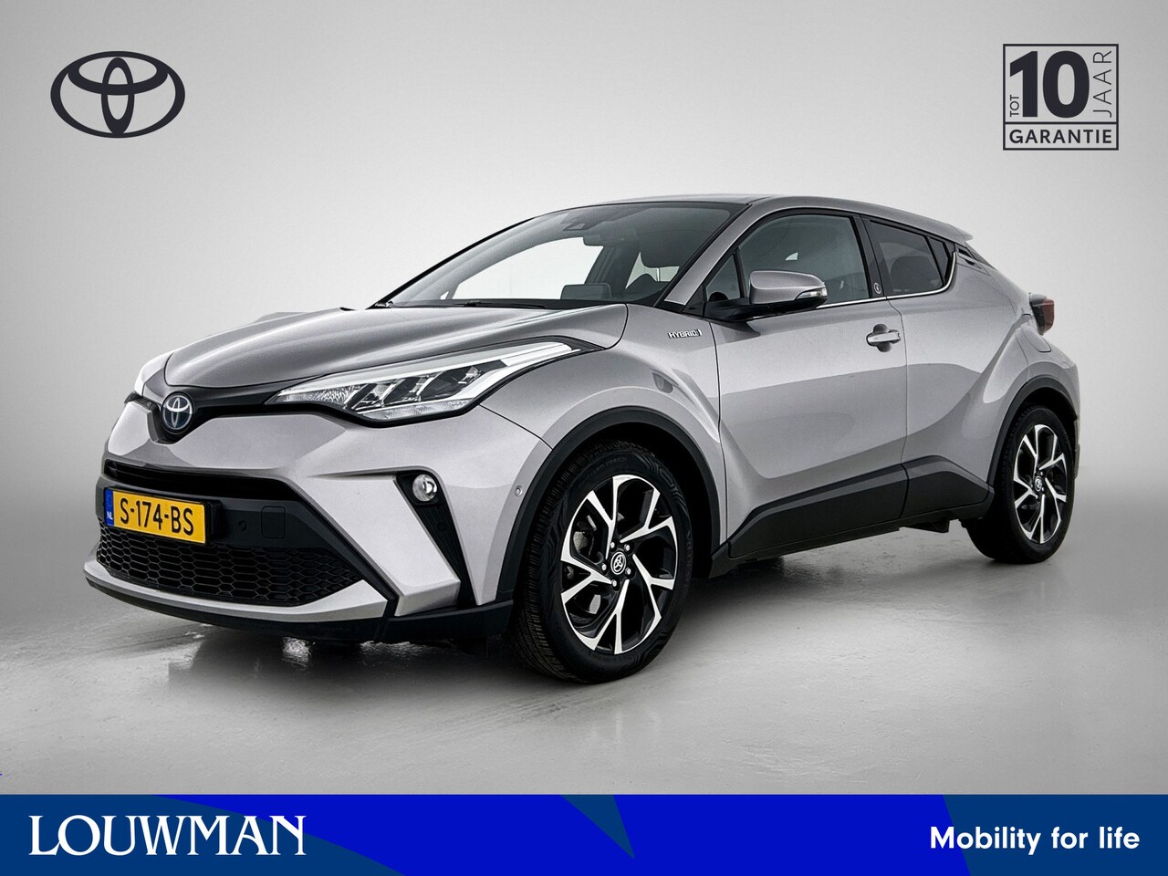 Toyota C-HR - 2.0 Hybrid Style | 184 PK | Stoel + Stuur verwarming | Trekhaak | All Season banden | - AutoWereld.nl
