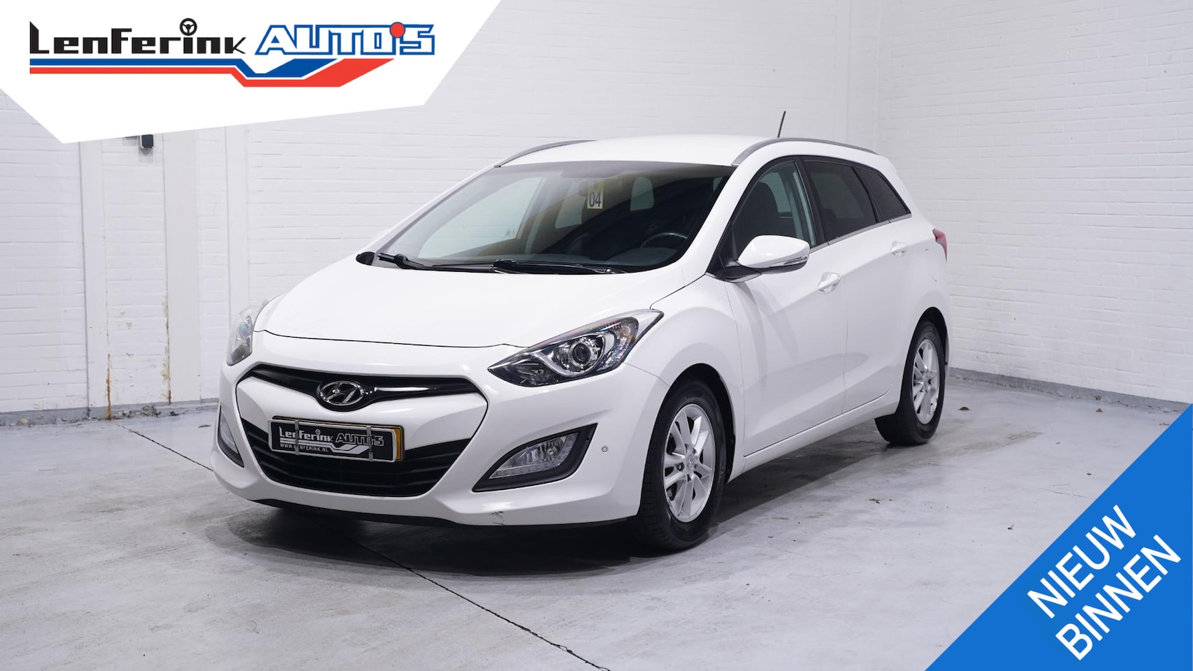 Hyundai i30 Wagon - 1.6 GDI Business Edition Navi PDC v+a Clima Leder Trekhaak Cruise - AutoWereld.nl