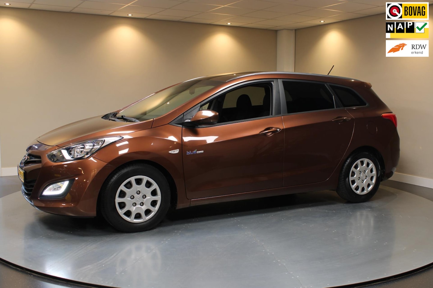 Hyundai i30 Wagon - 1.6 GDI i-Motion *62.000Km!* 1ste Eigenaar/Top onderhouden|Trekhaak|Cruise|NAP - AutoWereld.nl