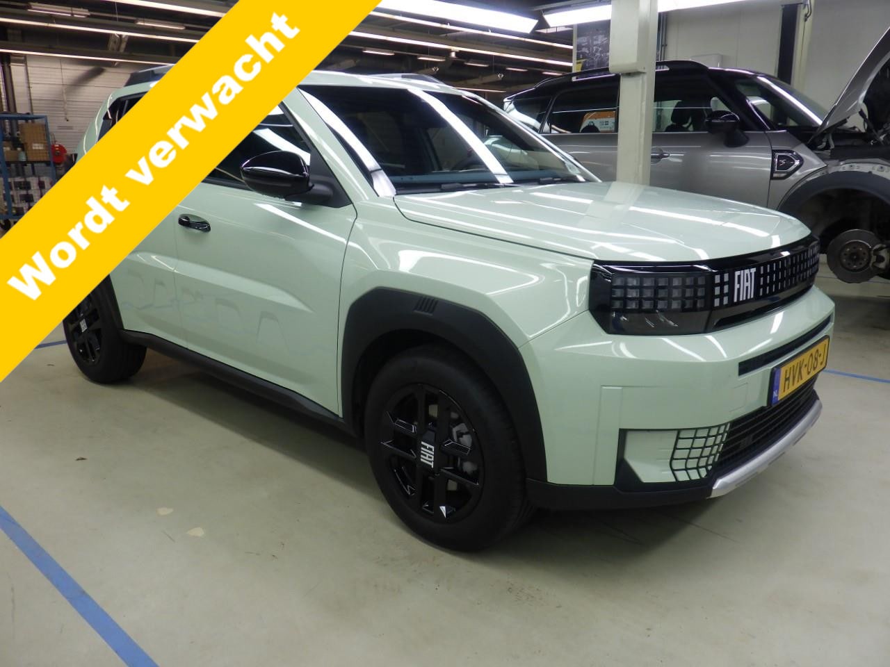 Fiat Grande Panda - 1.2 Hybrid ICON Automaat met Style Pack - AutoWereld.nl