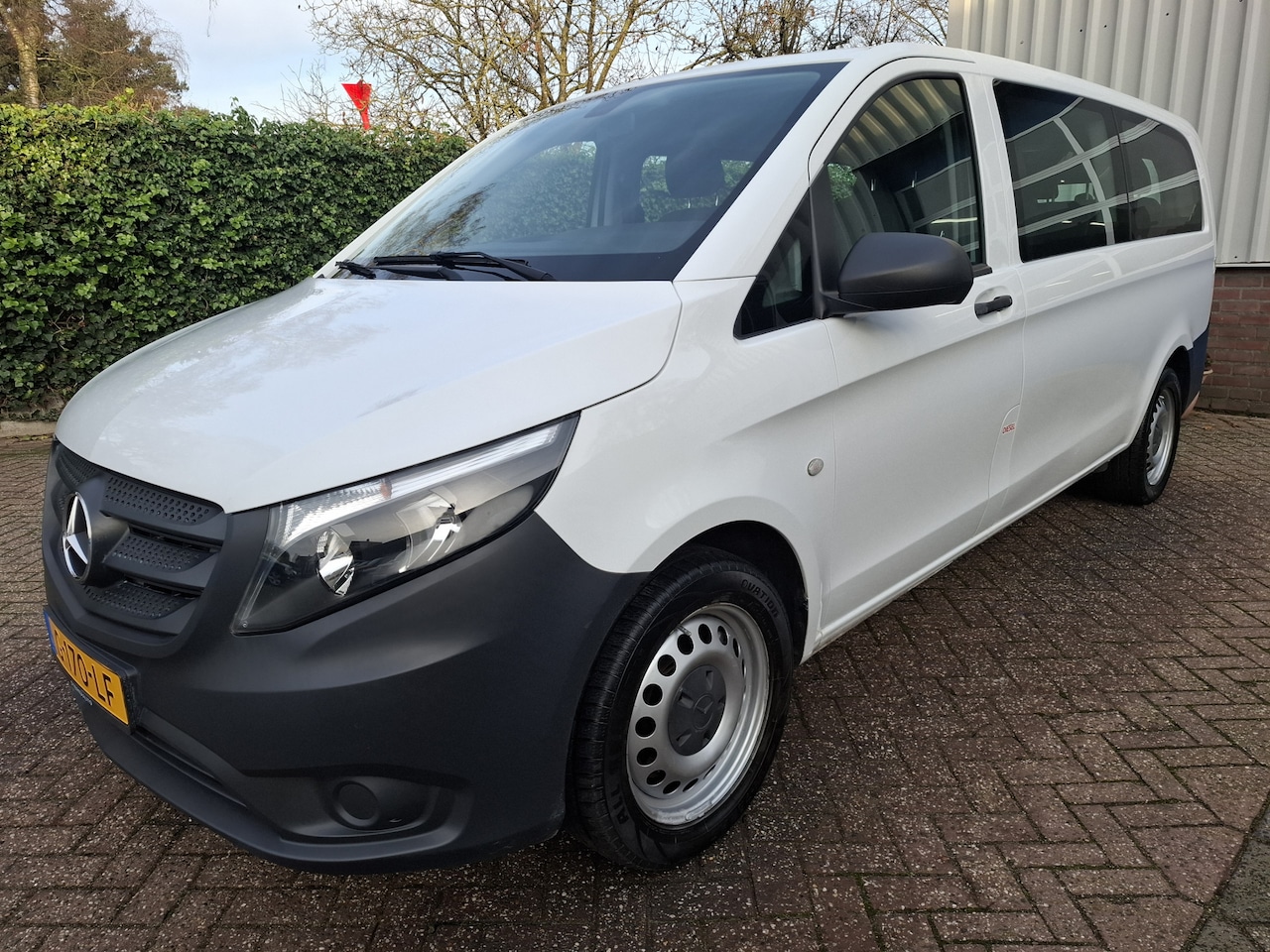 Mercedes-Benz Vito Tourer - 114 BlueTEC 24195.- INCL BTW 9-PERSOONS AUTOMAAT 135PK - AutoWereld.nl