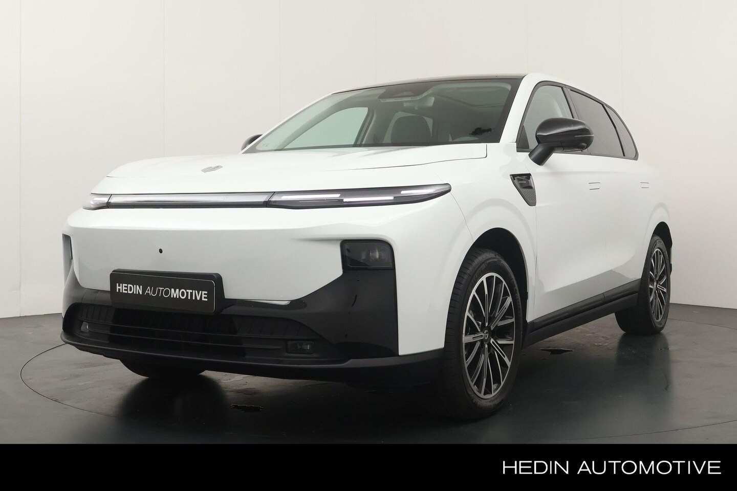 Leapmotor B10 - Design ProMax 67.1 kWh | 18% Bijtelling over de 1e 30.000 euro | Elektrische kofferklep | - AutoWereld.nl