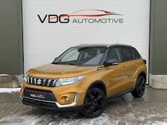 Suzuki Vitara - 1.4 BOOSTERJET Hybrid Style 4x4 Allgrip / Panoramadak / 19" LM / Camera / Alcantara / Carp