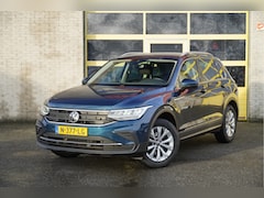 Volkswagen Tiguan - 1.5 TSI 131PK Life Business BJ2021 Lmv 17" | Led V+A | Pdc | Navi | Trekhaak | Keyless ent