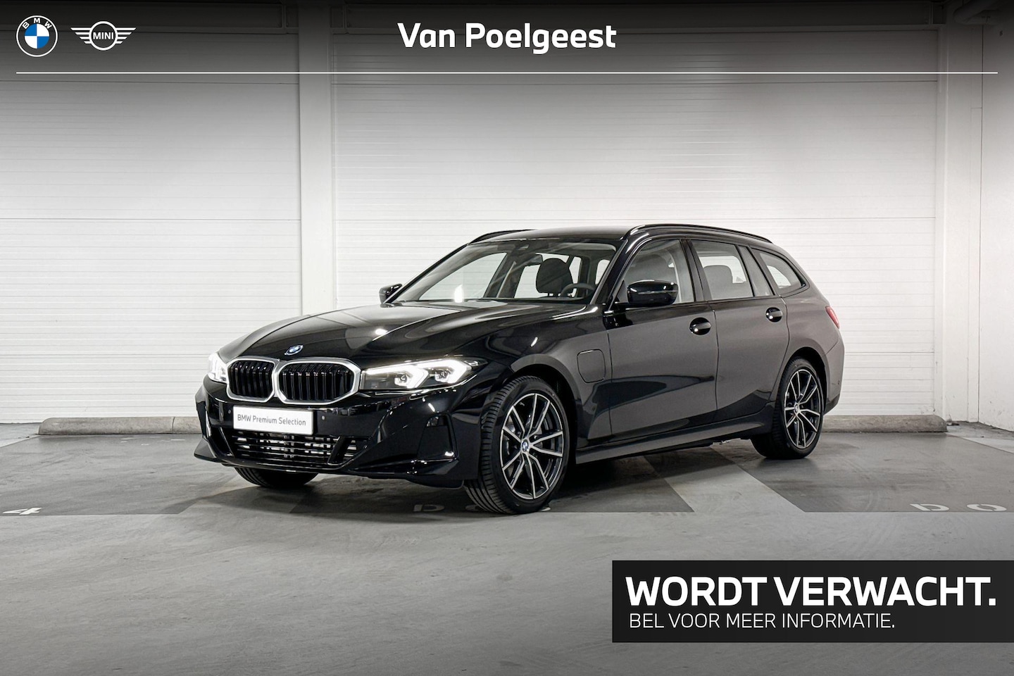 BMW 3-serie Touring - 330e | Curved Display | Parking Assistant | Stoel Verwarming - AutoWereld.nl