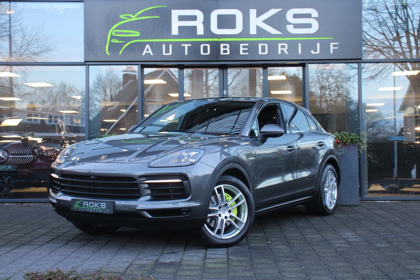 Porsche Cayenne Coupé - 3.0 E-Hybrid SportChrono/Leder/Bose/Luchtvering/Panoramadak/20Inch - AutoWereld.nl