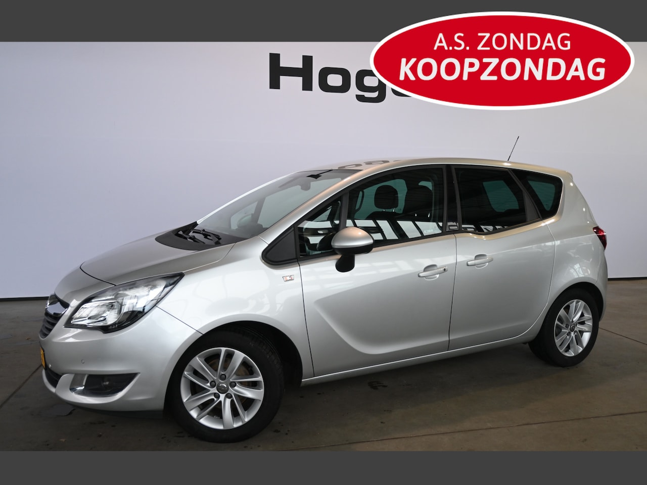 Opel Meriva - 1.4 Turbo Cosmo Airco Navigatie Trekhaak Goed Onderhouden! Inruil Mogelijk! - AutoWereld.nl
