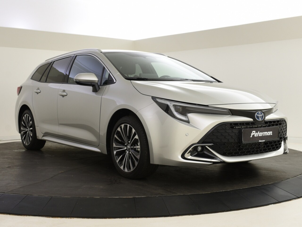 Toyota Corolla Touring Sports - Corolla 1.8 Hybrid Team Edition | BSM | PDC V+A - AutoWereld.nl