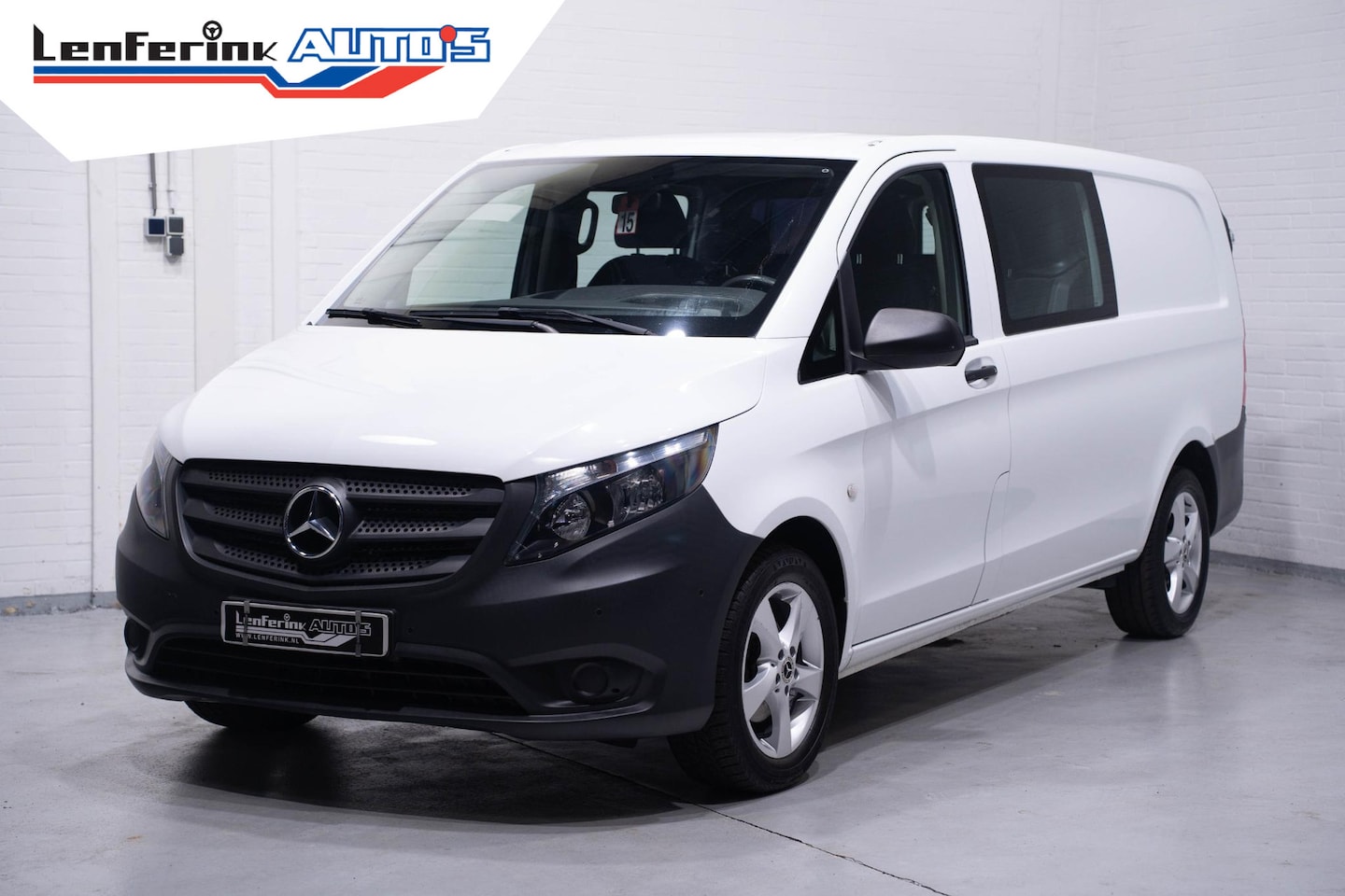 Mercedes-Benz Vito - 111 CDI 114 pk Dubbel Cabine XL Airco, 17" LMV Slechts 38dkm, PDC V+A, NAP, 5-Zits - AutoWereld.nl