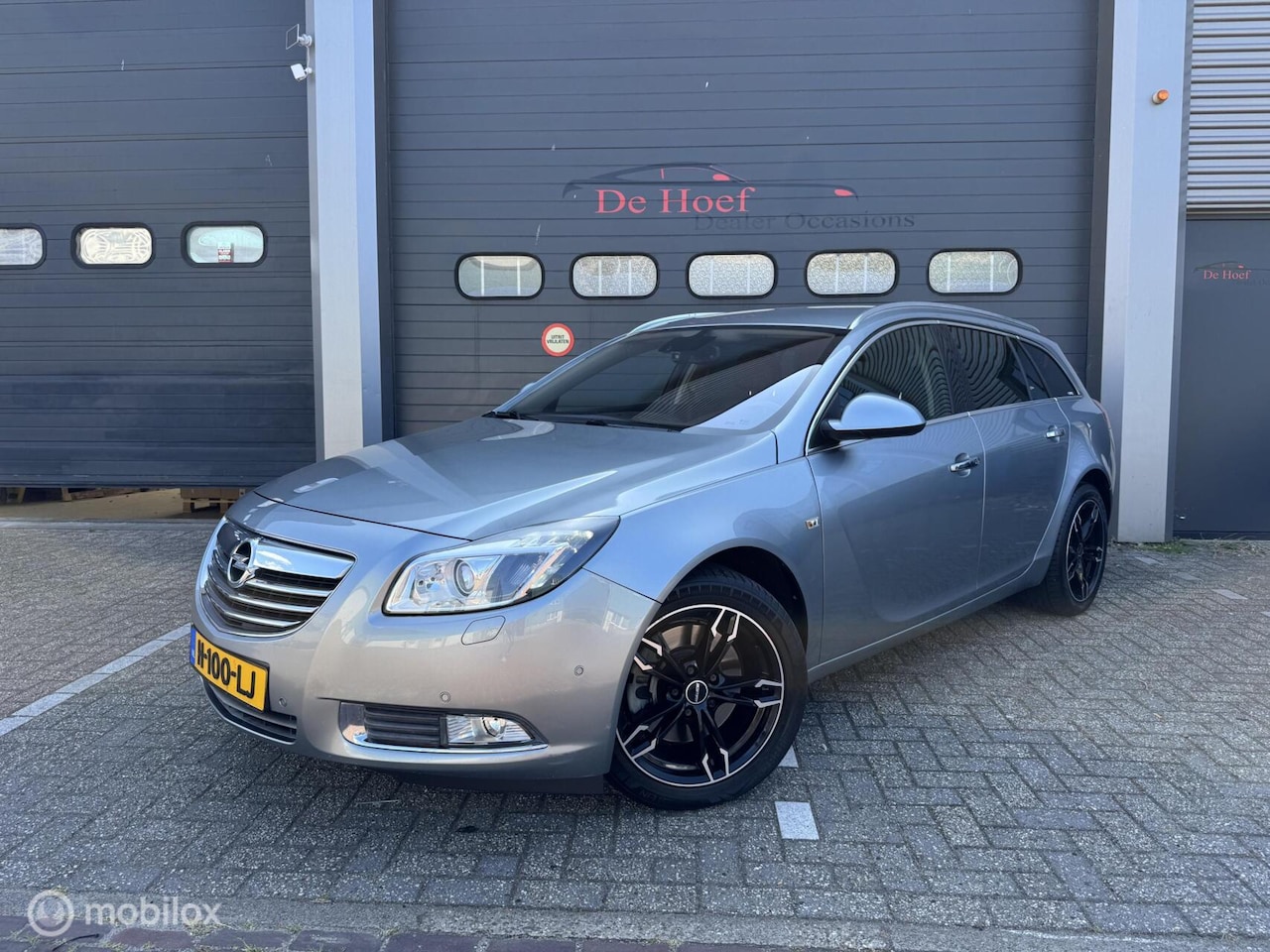 Opel Insignia Sports Tourer - 2.8 T Cosmo 4x4 ✓Bomvol opties - AutoWereld.nl