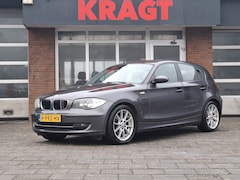 BMW 1-serie - 116i 5drs - navi - airco - schuifdak - stoelverwarming