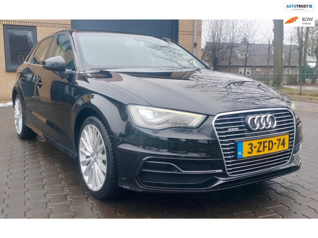 Audi A3 Sportback - 1.4 e-tron Ambition Pro Line plus DSG - AutoWereld.nl
