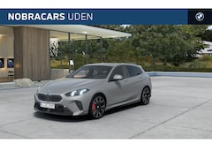 BMW 1-serie - 120 High Executive M Sport Automaat / Panoramadak / Sportstoelen / Head-Up / M Adaptief on
