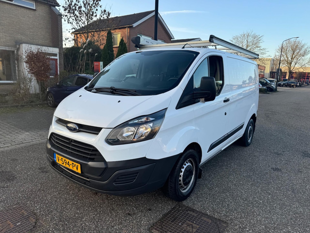 Ford Transit Custom - 270 2.0 TDCI L1H1 Economy Edition 270 2.0 TDCI L1H1 Economy Edition - AutoWereld.nl