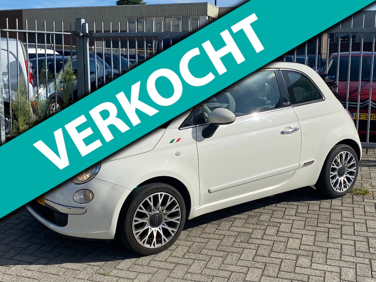 Fiat 500 C - 0.9 TwinAir Lounge 86PK NL AUTO NAP! Leer l Airco l PDC l MTF-stuur l Dealer OH l TOPSTAAT - AutoWereld.nl