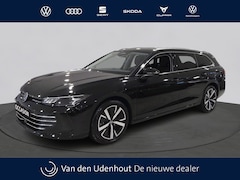 Volkswagen Passat Variant - 1.5 eHybrid Business | Design Pakket | Trekhaak | Interieur Pakket |