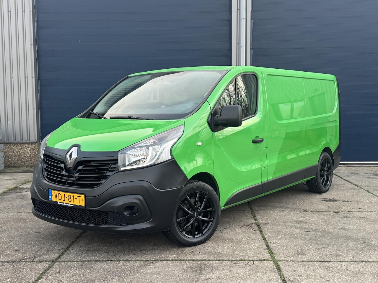 Renault Trafic - 1.6 dCi T29 L2H1 Comfort Energy AIRCO / CRUISE CONTROLE / NAVI / TREKHAAK / EURO 6 - AutoWereld.nl