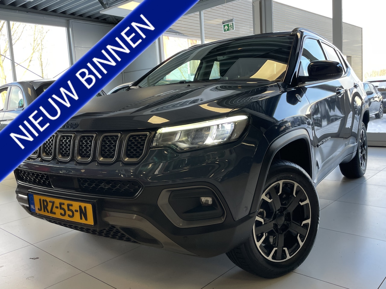 Jeep Compass - 4xe 240 Plug-in Hybrid Electric Trailhawk | Camera | Parkeersensoren voor en achter Meer f - AutoWereld.nl