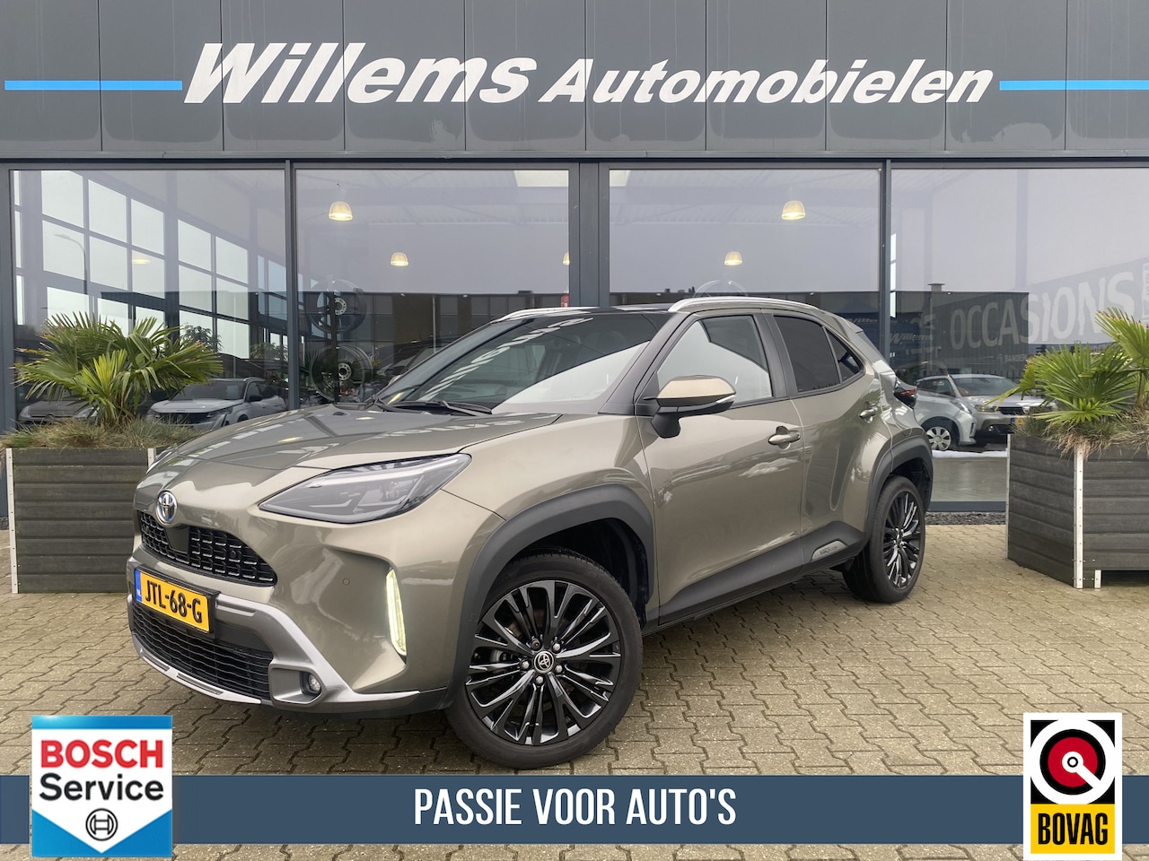 Toyota Yaris Cross - 1.5 Hybrid Adventure Panoramadak, Head up Display, Elec Achterklep - AutoWereld.nl