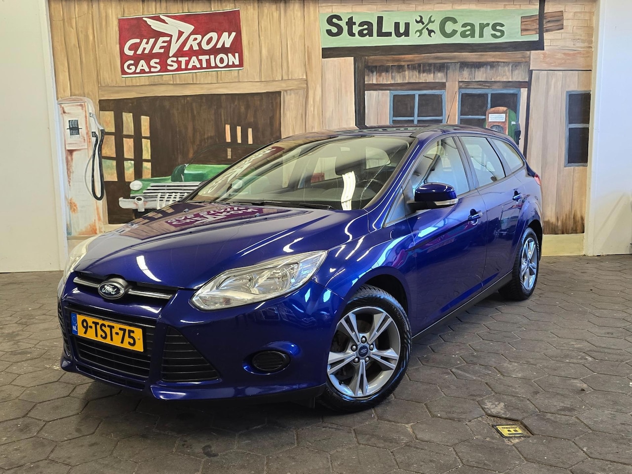 Ford Focus Wagon - 1.0 EcoBoost Edition/AIRCO/CRUISE/NAVI/ - AutoWereld.nl