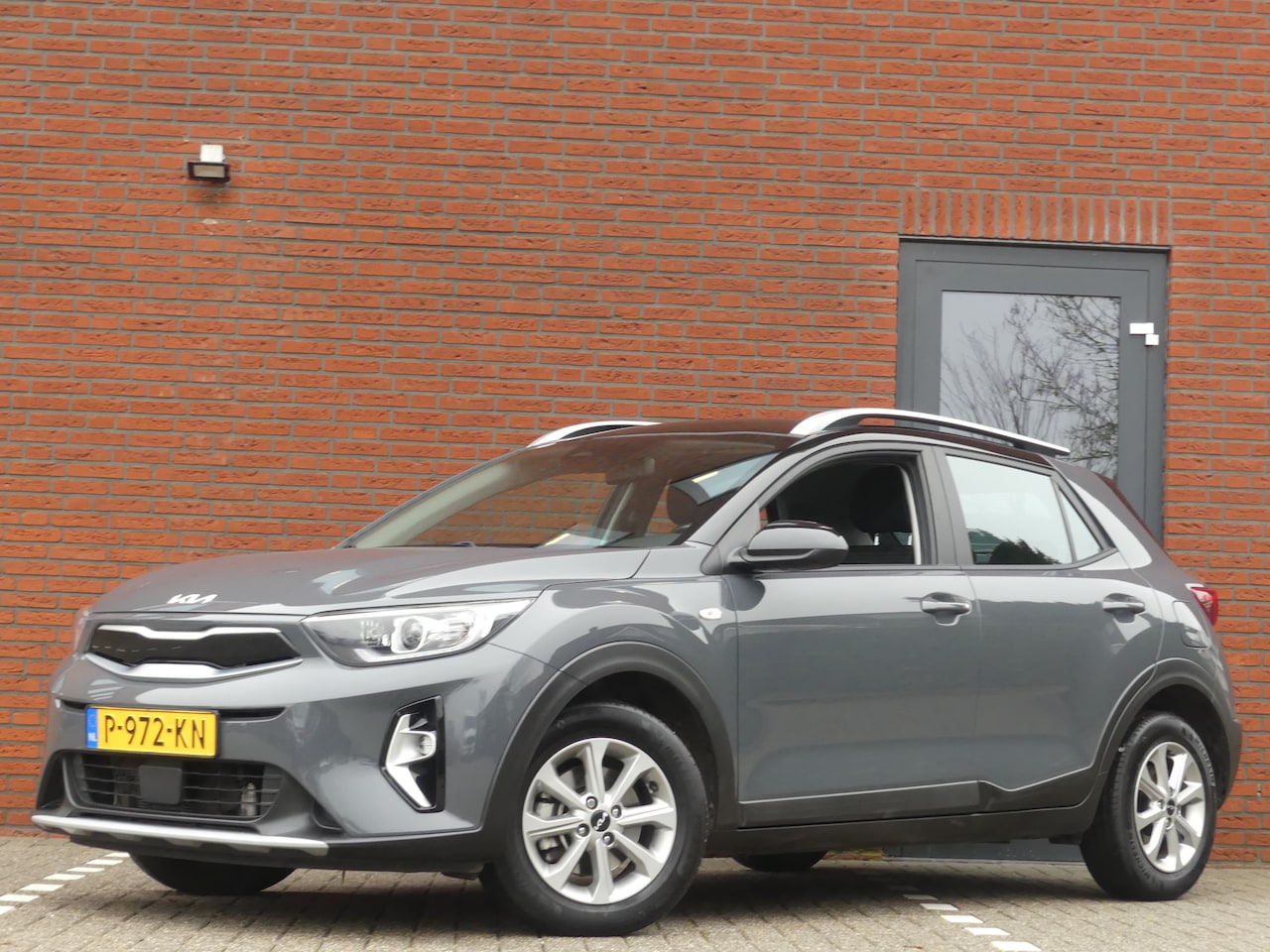 Kia Stonic - 1.0 T-GDi MHEV DynamicLine / Trekhaak / Camera / Climate - AutoWereld.nl