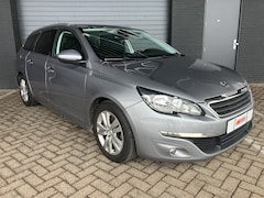 Peugeot 308 - 1.6 BlueHDi PANO-LED-NAVI-ECC