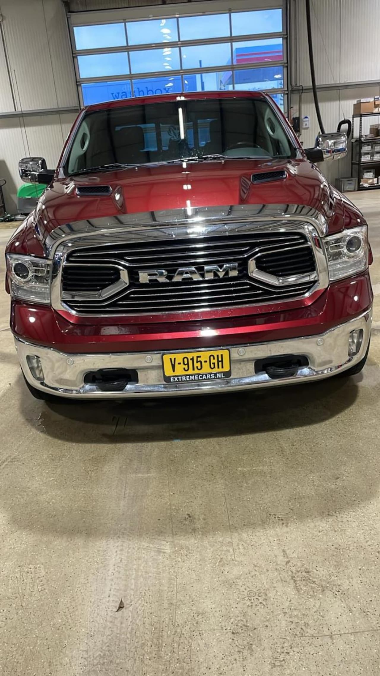 Dodge Ram 1500 - 5.7 V8 4x4 Quad Cab 6'4 5.7 V8 4x4 Quad Cab 6'4 - AutoWereld.nl