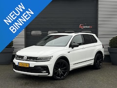 Volkswagen Tiguan - 1.5 TSI R-Line | Panoramadak | Adaptive Cruise Control | Camera | Digitale Dashboard | Ele