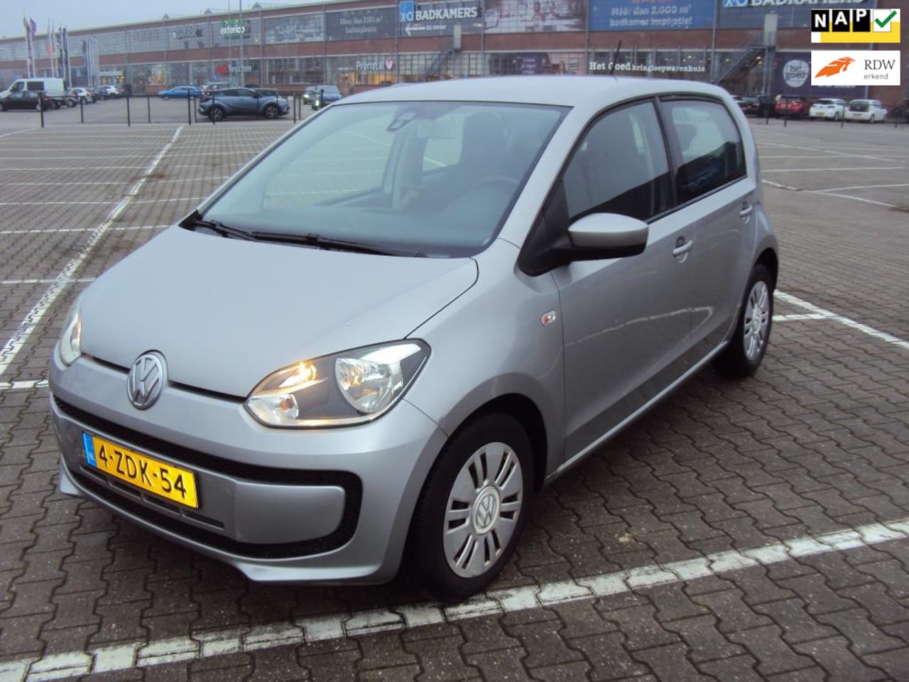 Volkswagen Up! - 1.0 move up! BlueMotion 1.0 move up! BlueMotion - AutoWereld.nl