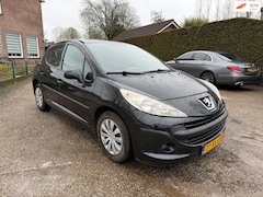 Peugeot 207 - 1.4-16V Color-line
