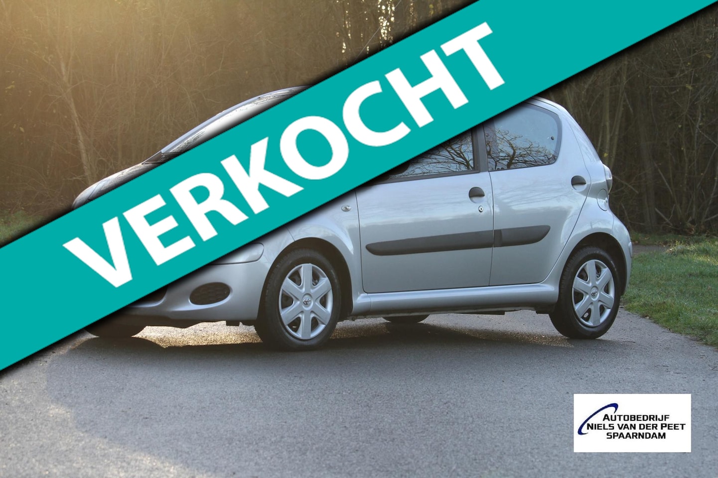 Toyota Aygo - 1.0-12V Access 5 deurs / Unieke Km.stand / Airco / Van 2e eigenaresse / Stuurbekrachtiging - AutoWereld.nl