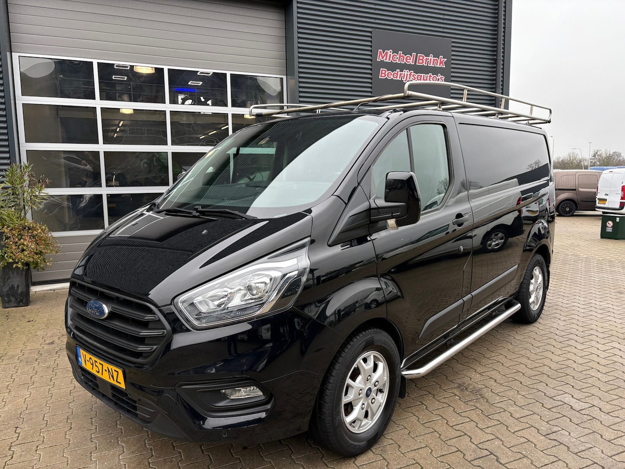 Ford Transit Custom - 320 2.0 TDCI L1H1 Trend Airco - AutoWereld.nl