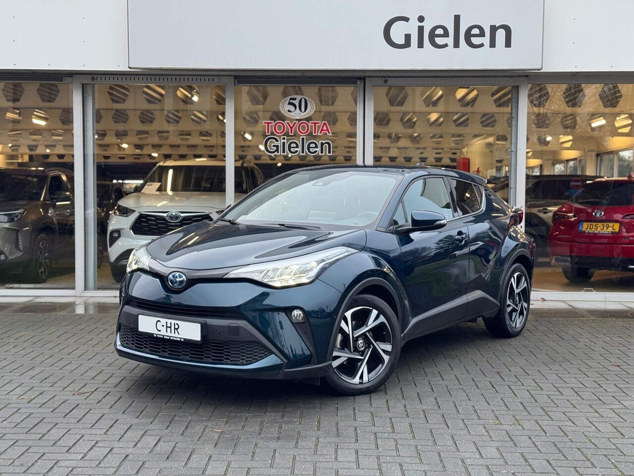 Toyota C-HR - 2.0 Hybrid 184pk Style | Dodehoekherkenning, Stoel + Stuurverwarming, Parkeersensoren, Nie - AutoWereld.nl