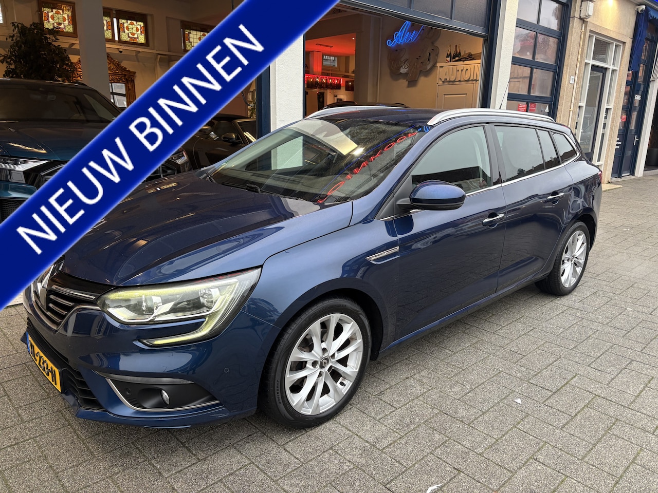 Renault Mégane Estate - 1.2 TCe Série Signature Exclusiv FULL OPTIONS/TOPSTAAT - AutoWereld.nl