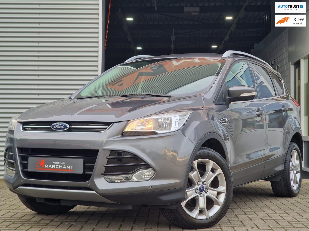 Ford Kuga - 1.6 Titanium 2000KG TREKGEWICHT! TREKHAAK|6BAK|DEALER OH! BOMVOL!! - AutoWereld.nl