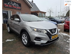Nissan Qashqai - 1.3 DIG-T Business Edition. Boekjes aanwezig, zeer netjes. O.a. carplay, camera, stoelverw