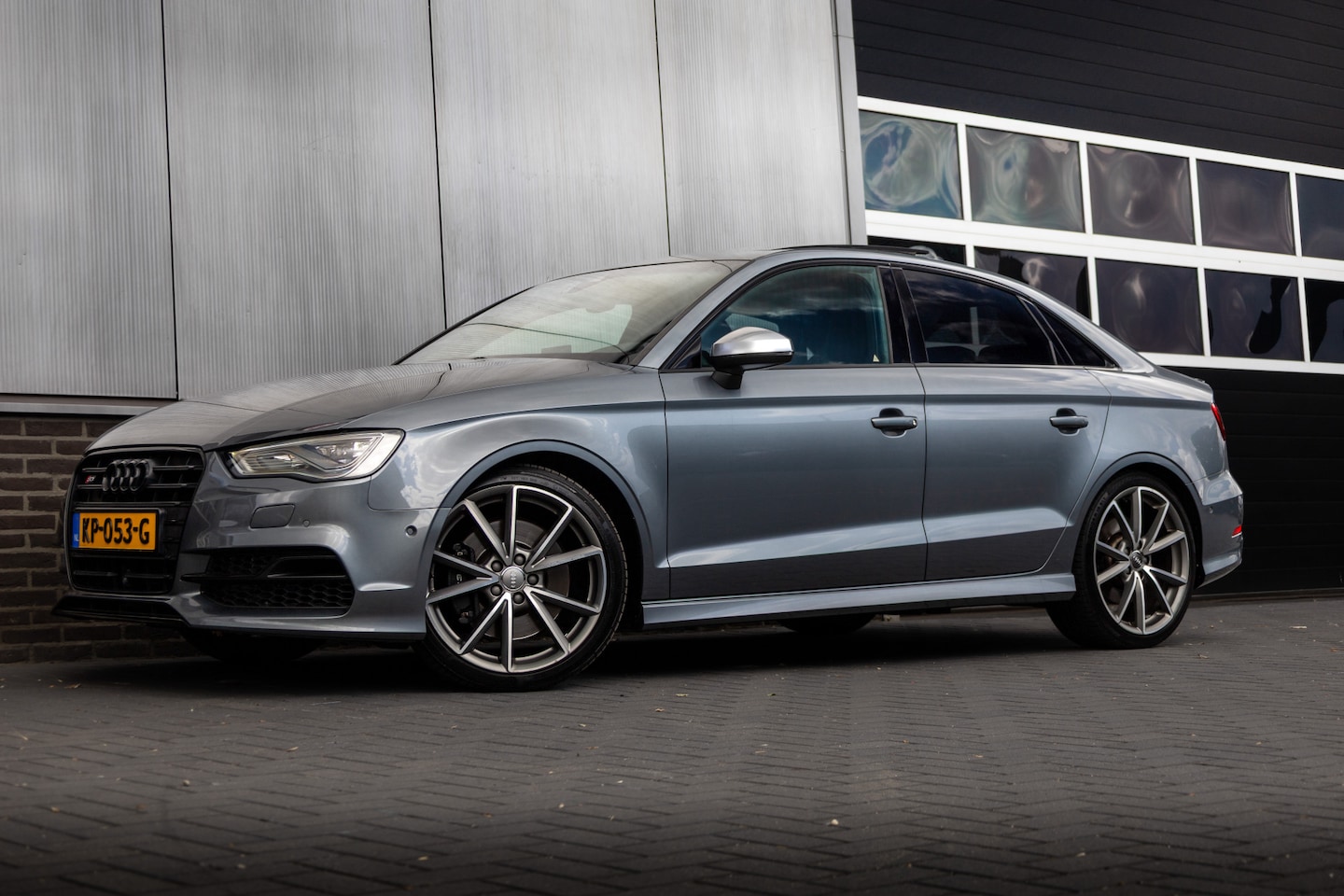 Audi S3 - Limousine 2.0 TFSI 301 pk S3 Quattro Pro Line Plus S-Line / Pano-Dak/ RS-Stoelen/ Keyless/ - AutoWereld.nl
