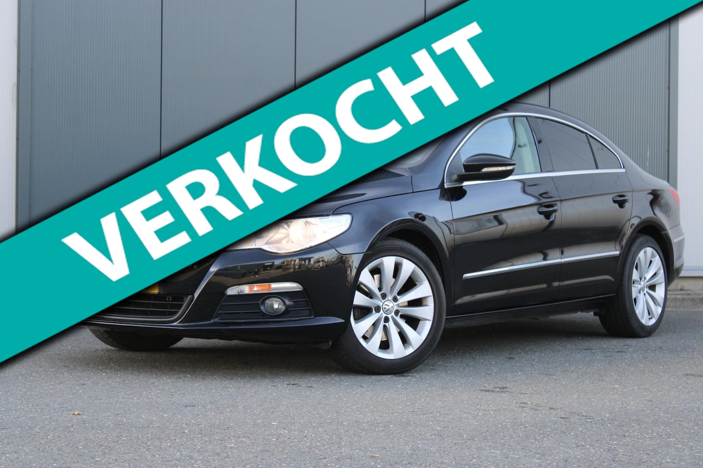 Volkswagen Passat CC - 1.8 TSI 4p. 1.8 TSI 4p., Automaat, Cruise Contr, Climate Contr, Privacy Glass, 4 zitplaatsen, Navigati - AutoWereld.nl