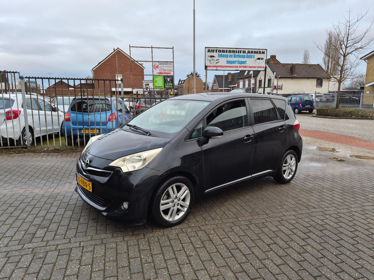 Toyota Verso S - 1.3 VVT-i Dynamic 1.3 VVT-i Dynamic - AutoWereld.nl