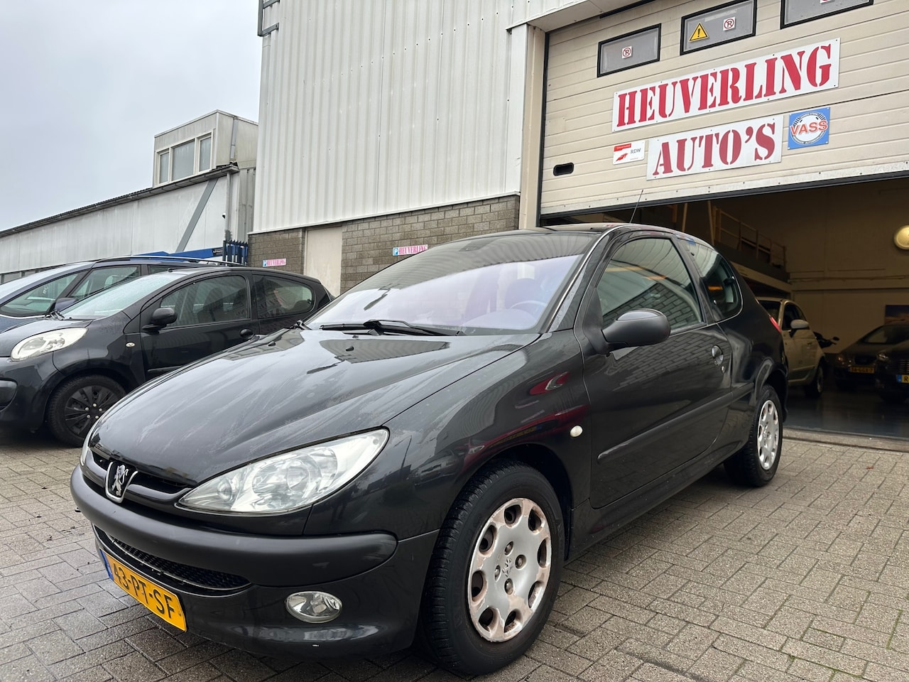 Peugeot 206 - 1.6-16V Gentry | Automaat | Clima | APK - AutoWereld.nl