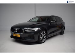 Volvo V60 - 2.0 T8 Twin Engine AWD R-Design ORG.NED / SOH 93% / LEER / CAMERA / TREKHAAK / NAP / HARMA