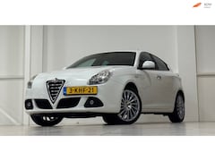 Alfa Romeo Giulietta - 1.4 T Distinctive 3e Eigenaar Clima Mooi Garantie