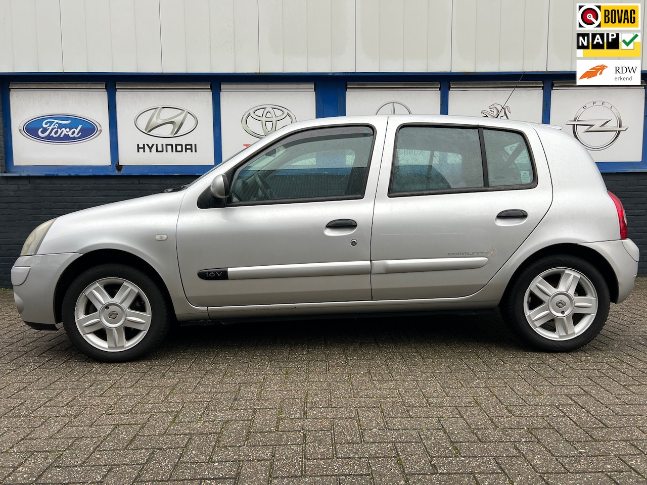 Renault Clio - 1.2-16V Excitement 07-2005 183000km NWE.APK 1650EU. - AutoWereld.nl