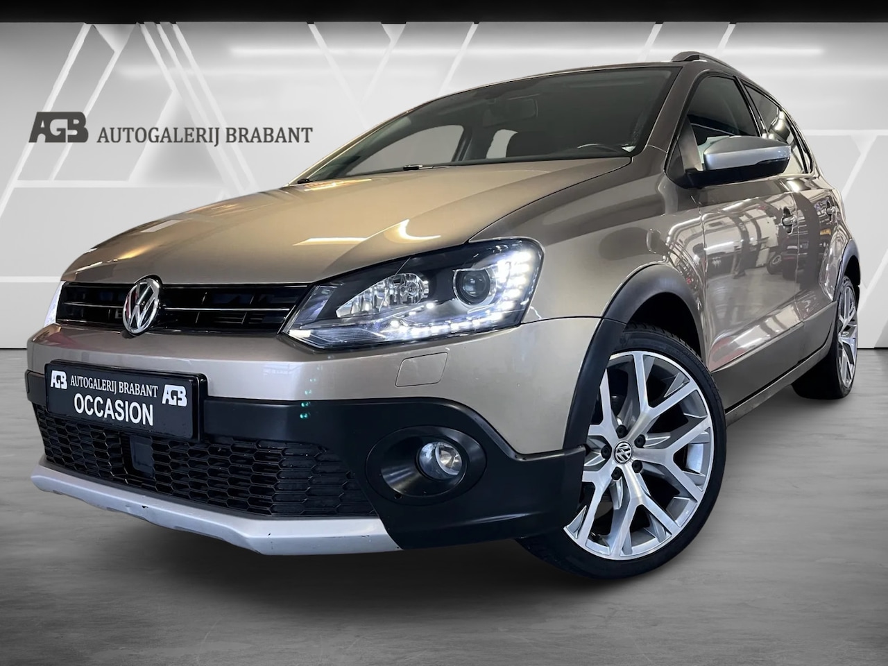 Volkswagen Polo - 1.2 TSI Cross Automaat/XenonLED/Camera - AutoWereld.nl