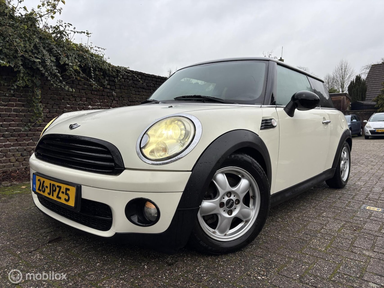 MINI Cooper - Mini 1.6 / Johny Cooper Works / Climate control - AutoWereld.nl