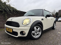 MINI Cooper - 1.6 / Johny Cooper Works / Climate control
