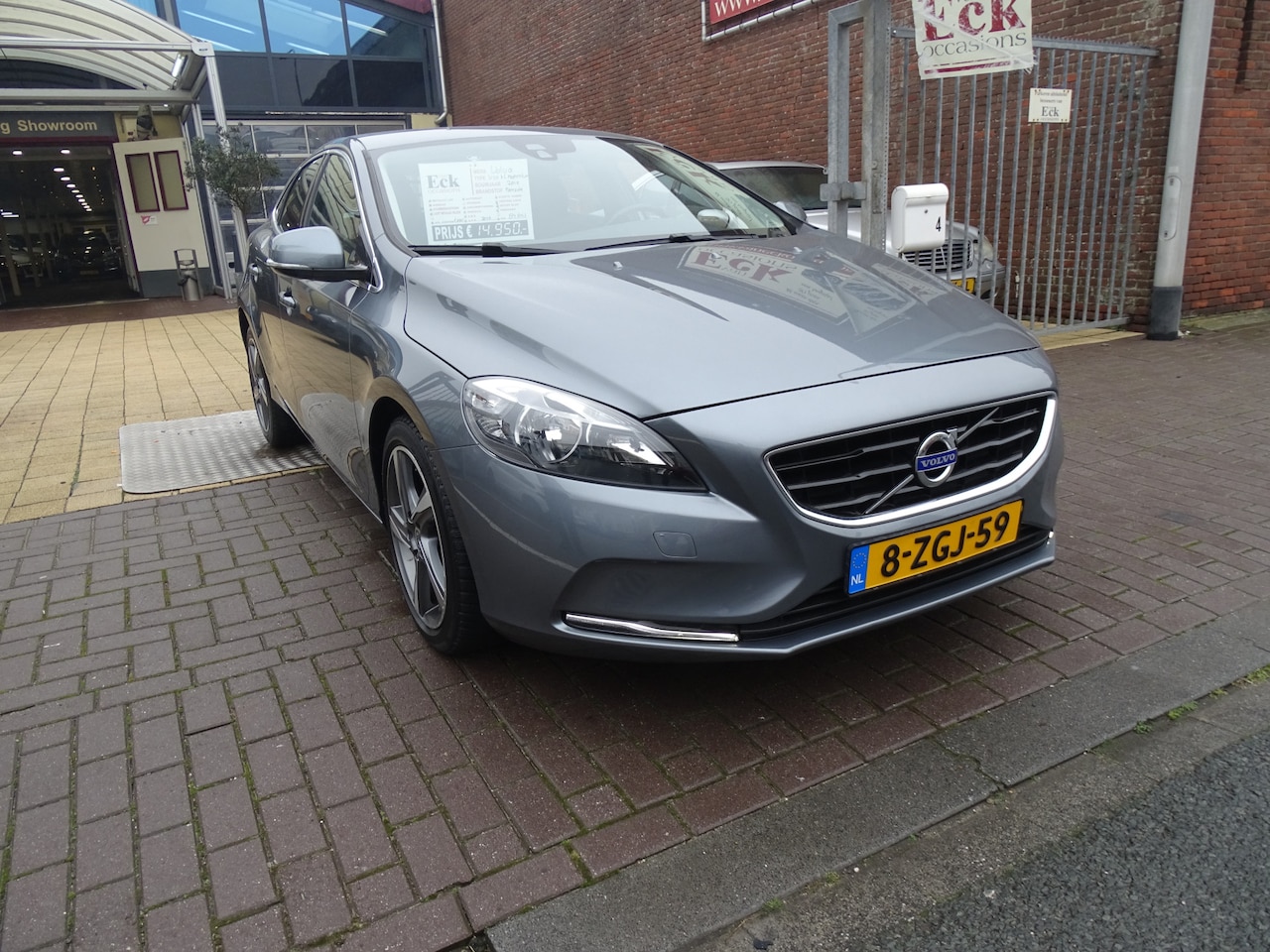Volvo V40 - 1.6 T4 Momentum automaat - AutoWereld.nl