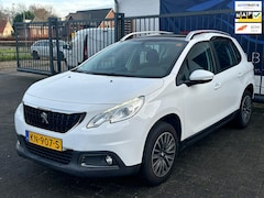 Peugeot 2008 - 1.2 PureTech Blue Lion / GLAZENDAK / TREKHAAK / AIRCO / NAP