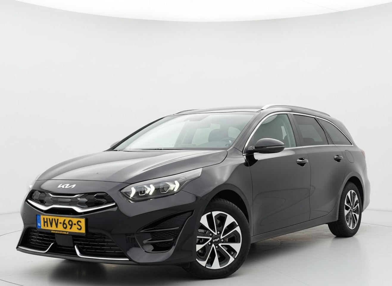 Kia Cee'd Sportswagon - Ceed 1.6 GDI PHEV DynamicPlusLine ADAP LED CARPLAY 56 KM  ELEKTRISCH BEREIK. - AutoWereld.nl