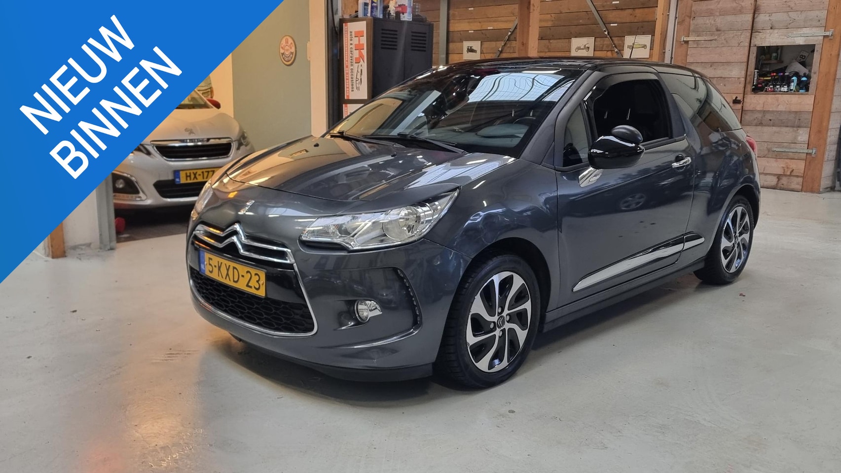 Citroën DS3 - 1.6 e-HDi Business Navi, Bluetooth, Clima. LMV - AutoWereld.nl